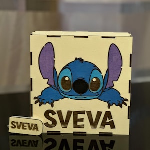 Personalized Wooden LED Night Lamp – Carved Stitch – Children's Bedroom Decoration, Gift Idea, Disney