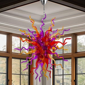 Hand-Blown Glass Art Chandelier - A Statement Piece for Modern Interiors