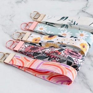 Key fob Wristlet 1” Custom Keychains, Key Fob, Floral Key Fob, Gift for Her, Wristlet Lanyard for Women, Boho Keychain