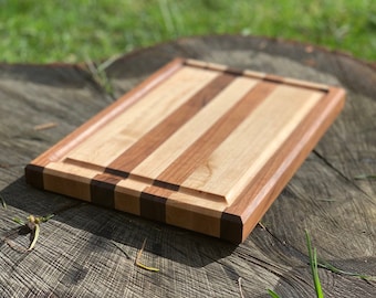 Maple/Walnut Cutting Board featuring Juice Groove