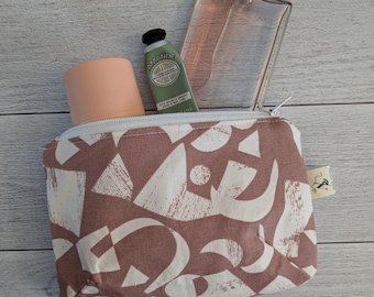 pequena bolsa rosa