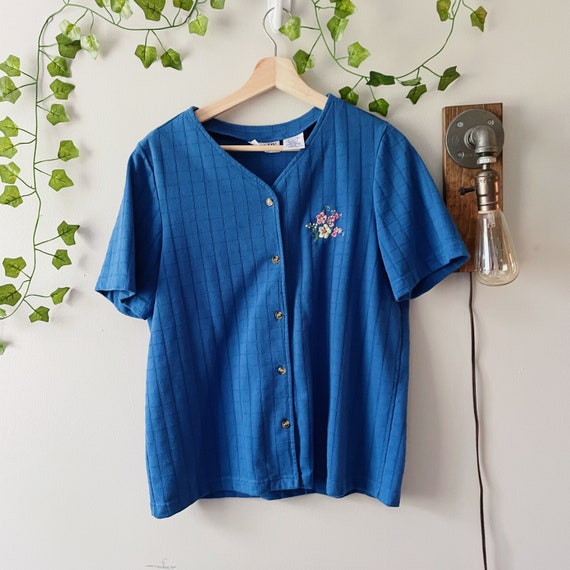 Vintage 90/'s Blue Floral Hummingbird Embroidered Short Sleeve Knit Top