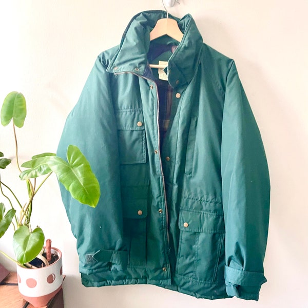 Medium / large | vintage 90s women’s men’s emerald green thick winter ski coat with plaid wool lining jacket soft puffy 90s