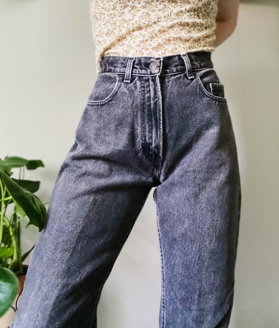 Gap mom jeans, black mom jeans, vintage mom jeans,