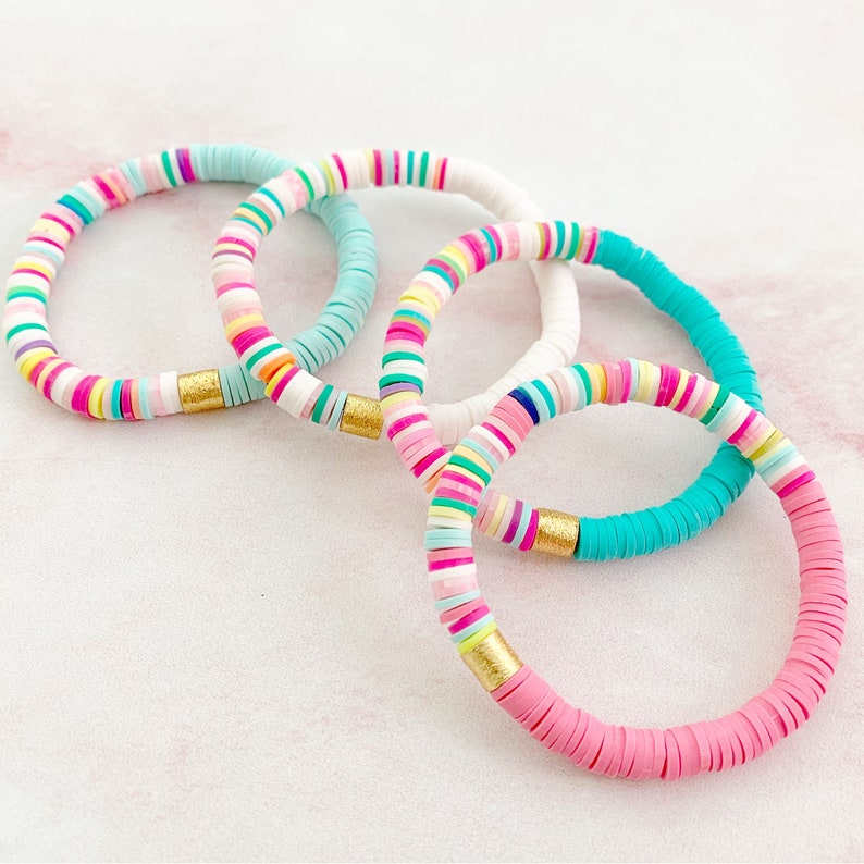 Pin by Lauren Meeks on Bracelets in 2021 Beads bracelet design