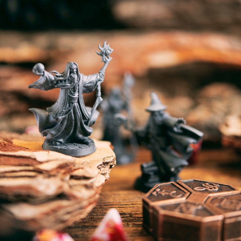 Dungeons and dragons D/&D tabletop miniatures Get FREE Wooden RPG engraved BOX Flimtrax blue dragon miniature DnD miniatures