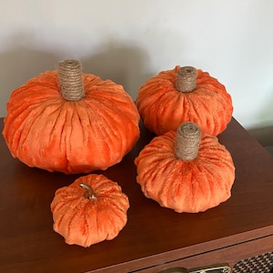 Orange Minky Pumpkins; Fall Pumpkin Decor; Orange Fabric Pumpkins; Thanksgiving Pumpkins; Farmhouse Fall Decor