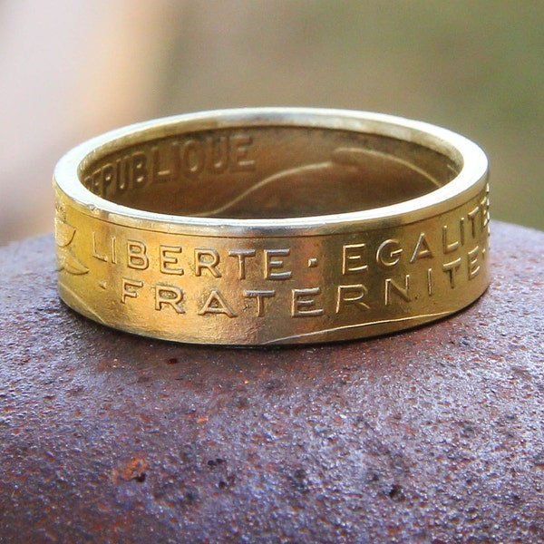 20 Centimes, "LIBERTE - EGALITE - FRATERNITE", France, New franc, Coin Ring,