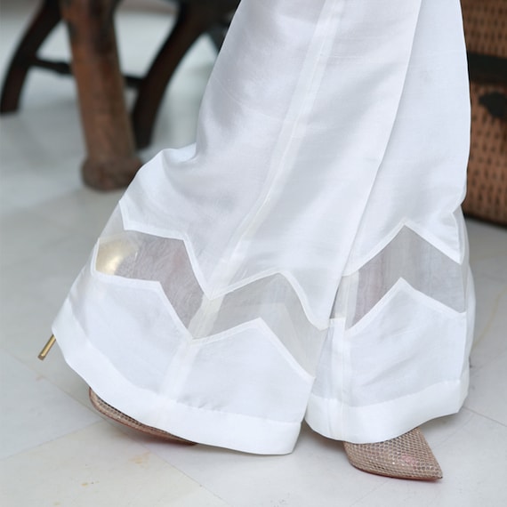 White bootleg cheap pants