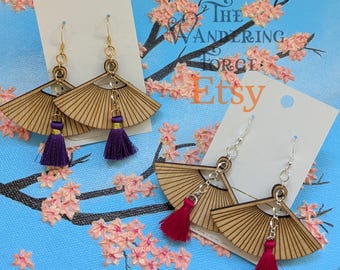 Pendientes con abanico japonés - fabricados por Wandering Forge ™