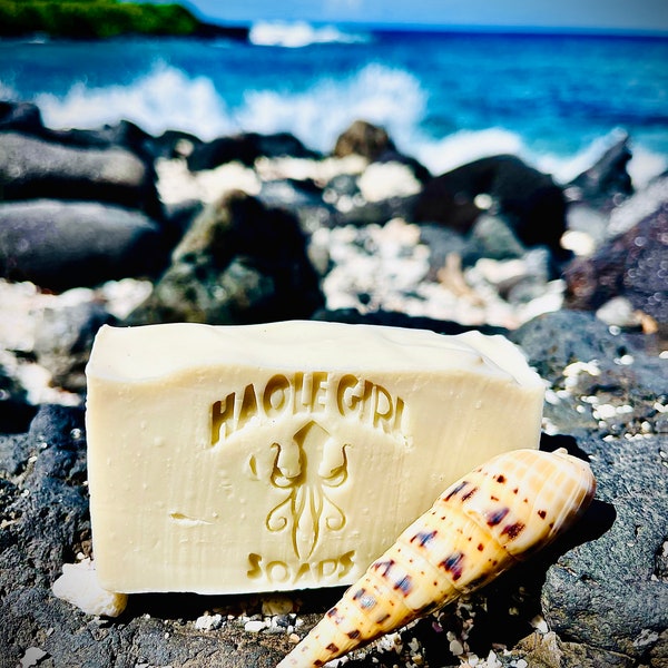 Pain rafraîchissant avec beurre de karité, cristaux de menthol, savon entièrement naturel fabriqué à la main à Hawaï pour le corps