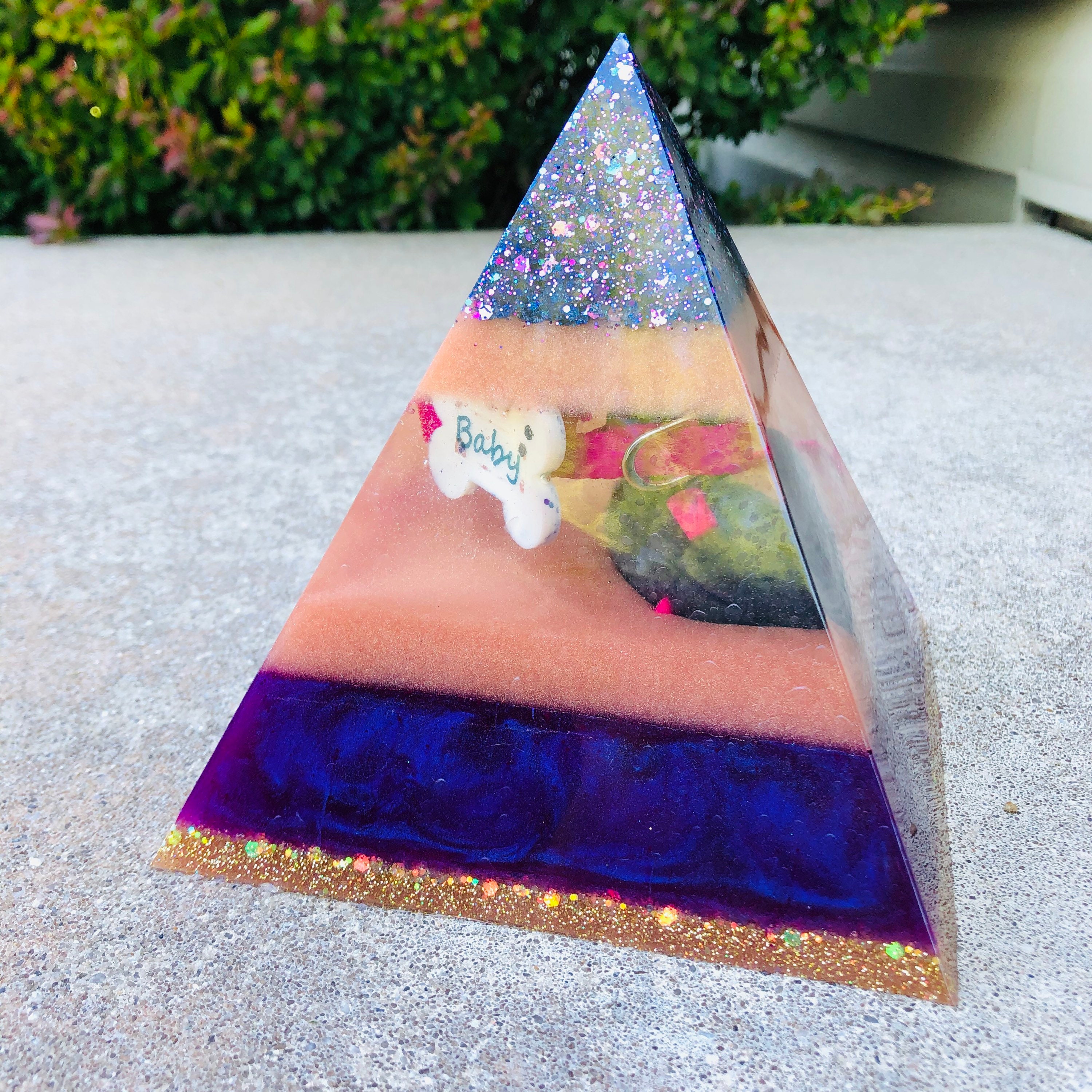 Pet memorial 6x6x6 resin pyramid Etsy