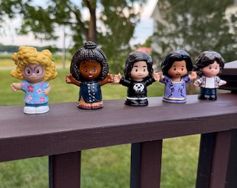 Yellowjackets, little people, figures, figurines, dolls