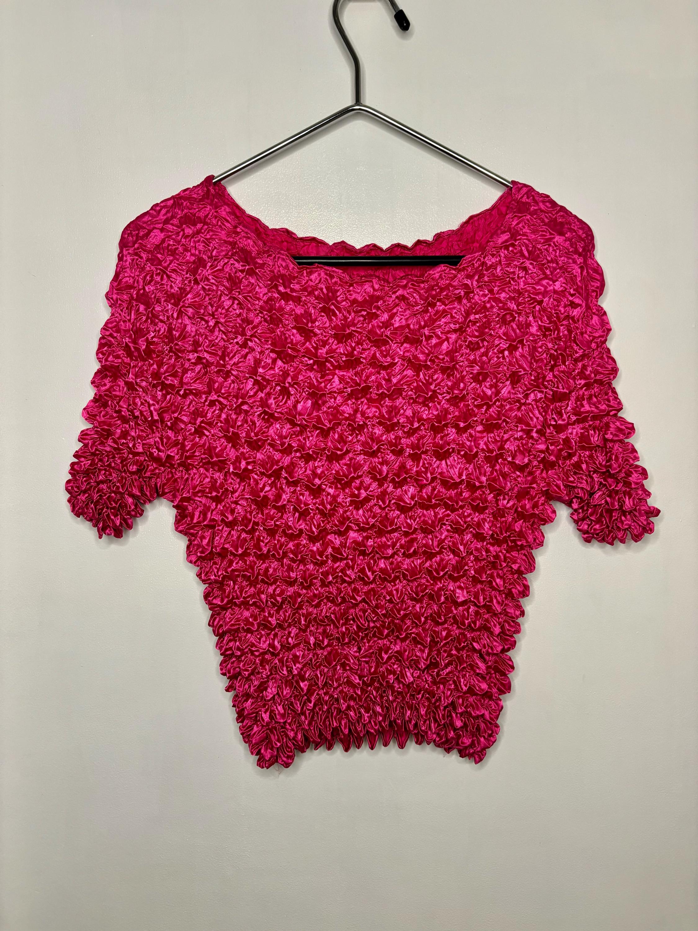Vintage Y2K 90's Pink Popcorn/bubble Shirt - Etsy Vintage Y2K 90's Pink Popcorn/bubble Shirt - Etsy