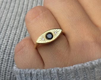 PERIMADE 14K Gold Plated Sterling Silver Evil Eye Signet Ring Gold Statement Ring for Women Mother/'s Day Gift