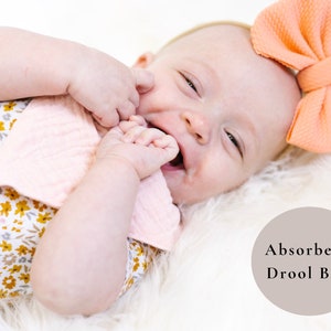 Muslin Bandana Bib | Baby Drool Bib | Absorbent Dribble Bib I Gender Neutral Baby Gift I Solid Color Bib | Burb Cloths | Baby Shower Gift