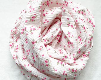 Pink Floral Swaddle Blanket, Flower Blanket Baby Girl, Floral Muslin Swaddle, Newborn Swaddle Blanket,  Pink Flower Blanket, Pink Swaddle