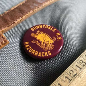 Cosplay Buffy Costume Prop: Sunnydale H.S. Razorbacks 1.25” Cosplay Button Badge