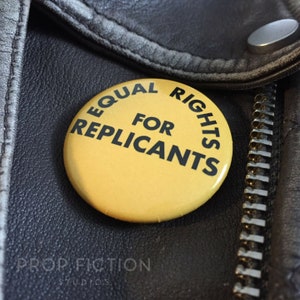 Blade Runner - Prop Replicants Rights 1.5&quot; Button Badge / Promo Cosplay Costume