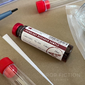 Cosplay-displayflacon: Prop &#39;Cordyceps&#39; laboratoriumonderzoeksmonster / 20 ml displayflacon