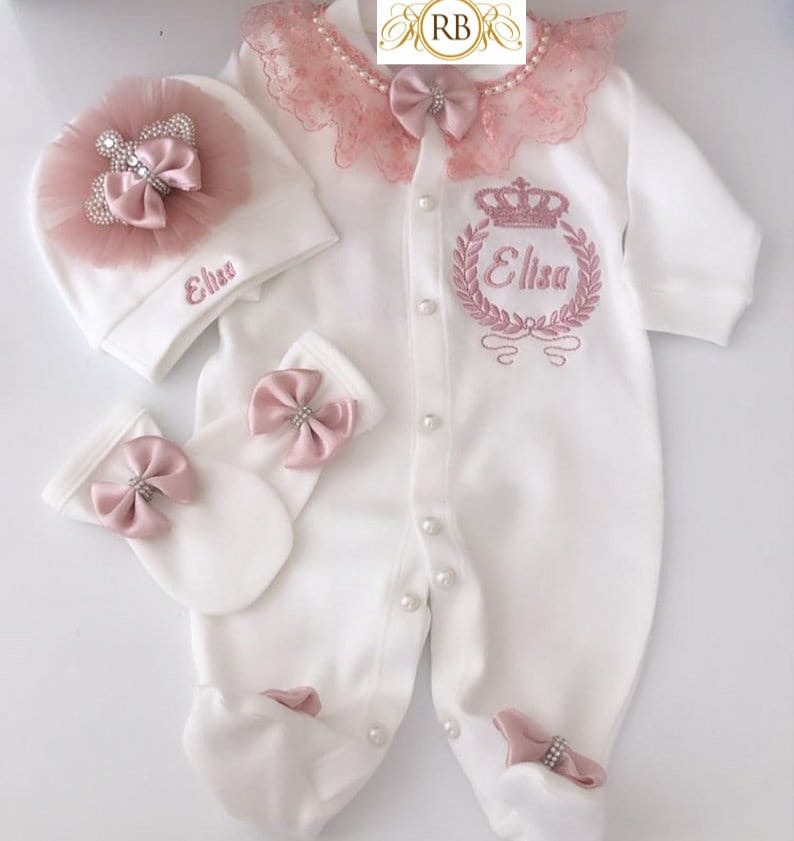 3pcs crown baby girl outfit newborn girl take me home outfit new baby shower gift customized baby girl layette baby girl coming home outfit