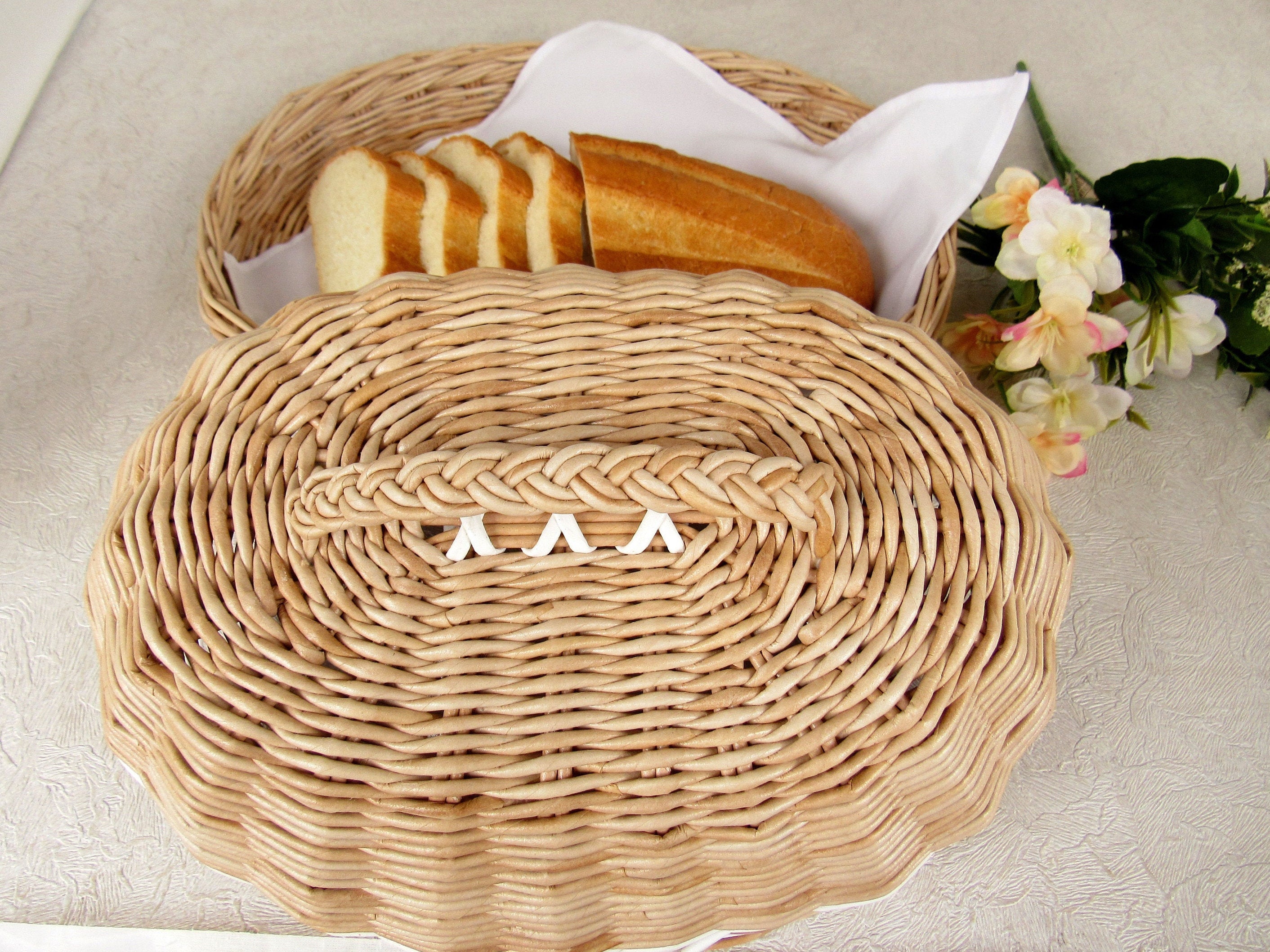 Wicker lidded bread storage basket for kitchen Bread basket Etsy