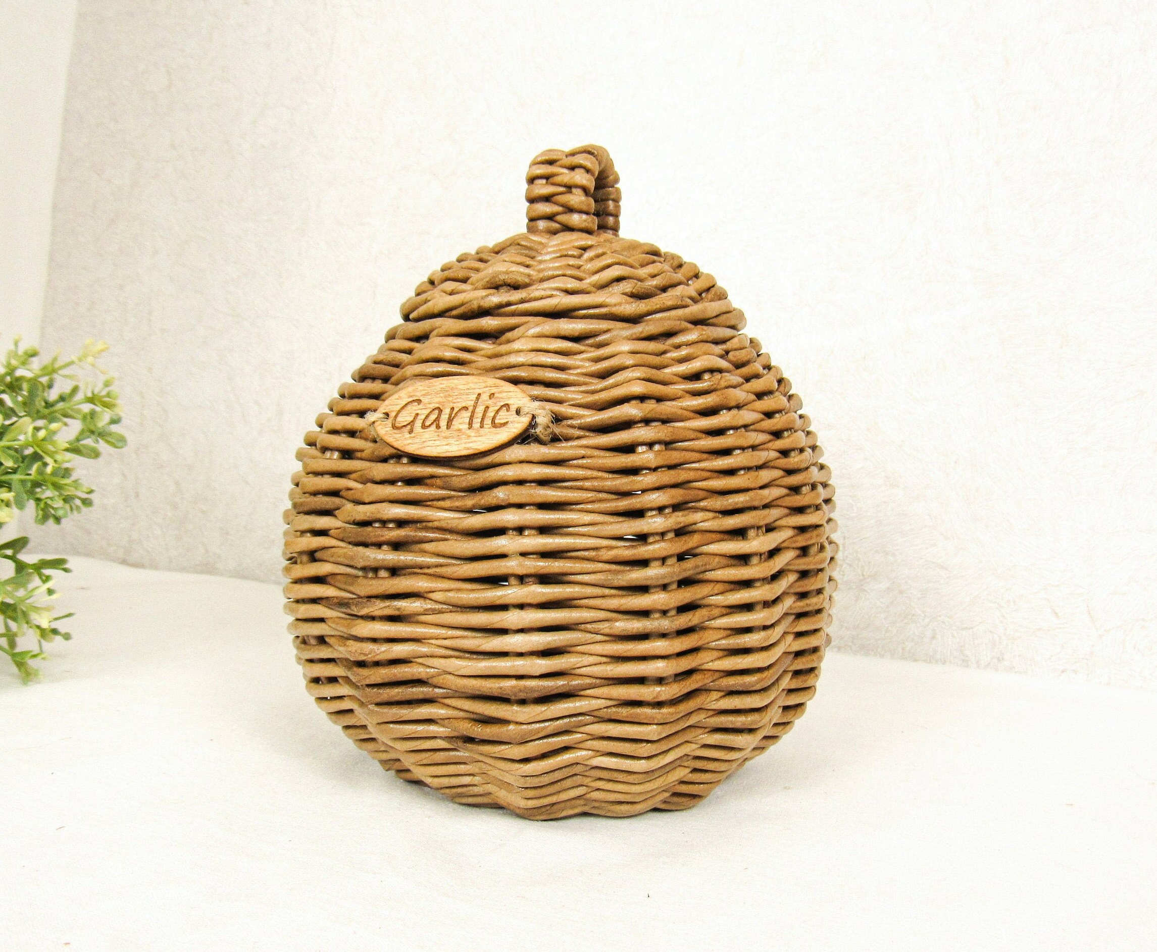 Wicker handmade lidded garlic basket for storage kitchen Etsy