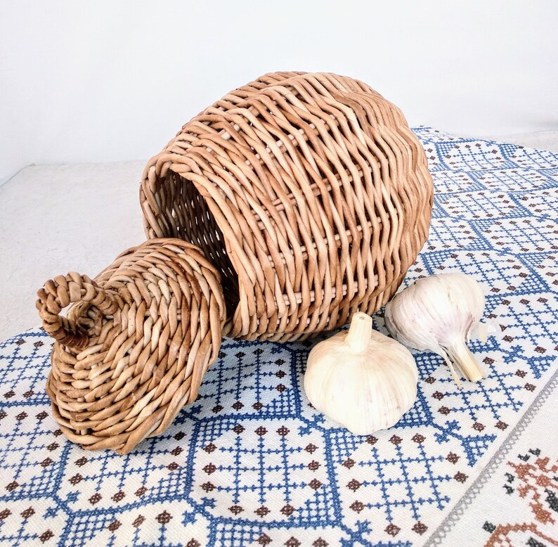 For the storage of garlic Garlic keeper Basket woven durable Etsy