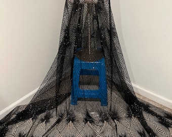 Tecido de renda preto brilhante e brilhante com largura de 50 ”vendido por jarda
