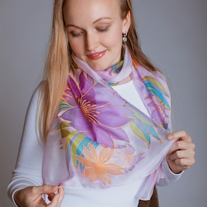 Hand bemalt Sommer Seide Schal | Helle Blumen Frauen Seidenschal | Einzigartiges Geschenk für sie