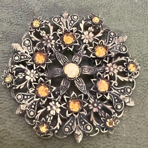 pretty Czech metal and glass brooch