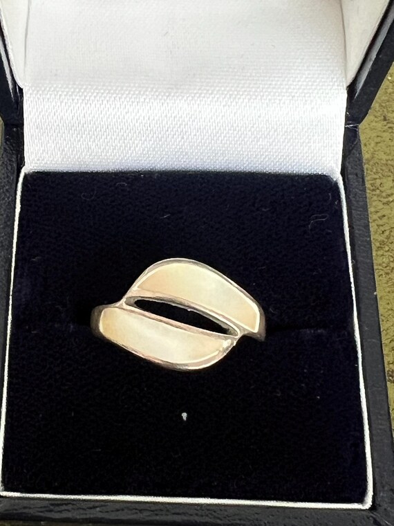 solid silver enamel ring size O - image 2