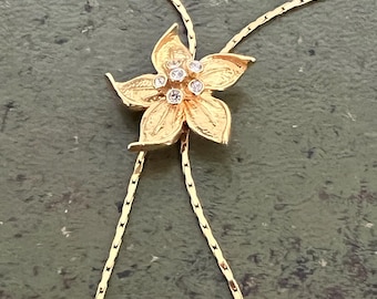 Gold plated pretty adjustable pendant