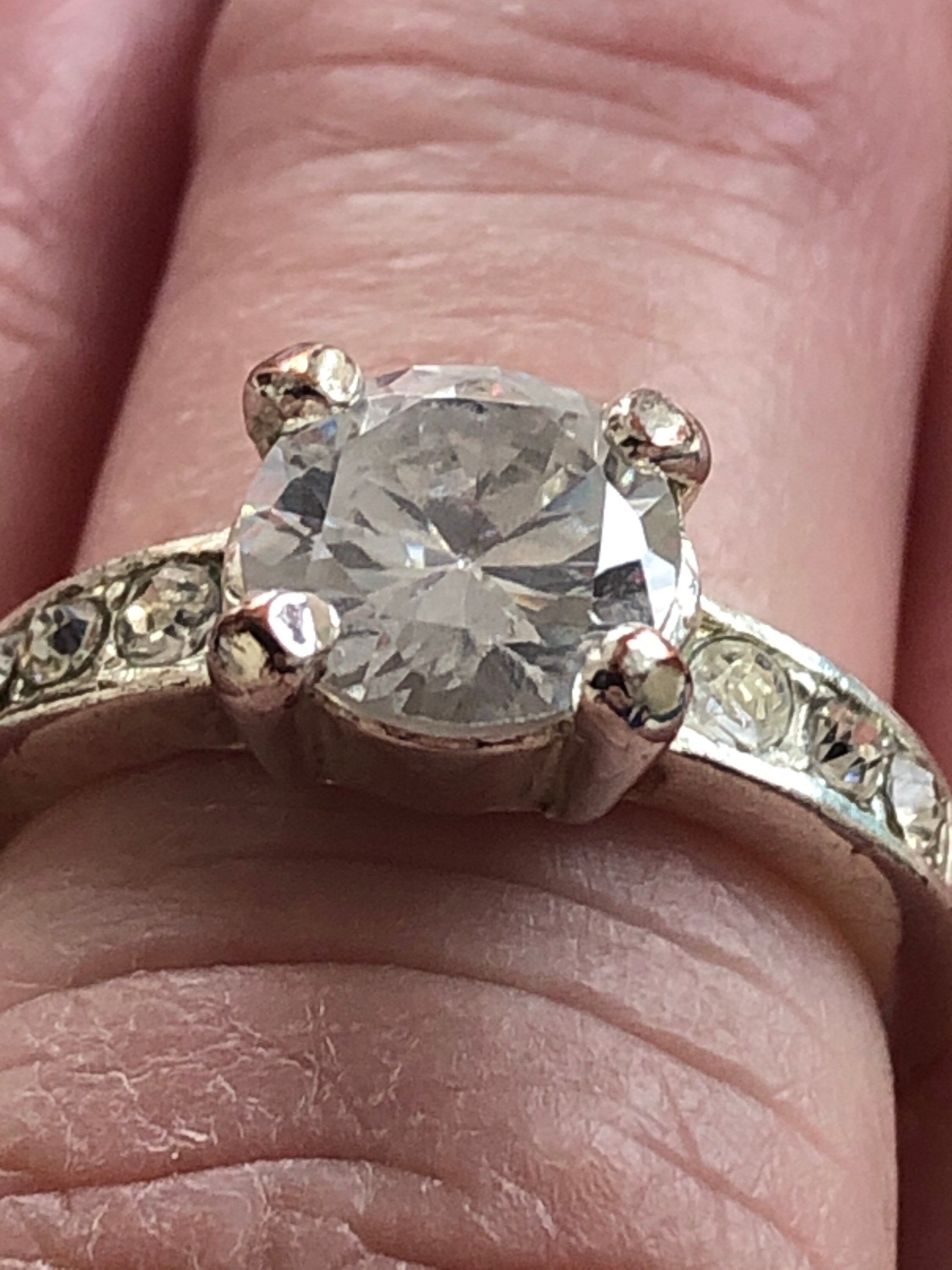 Striking size m white stone ring in white metal Etsy