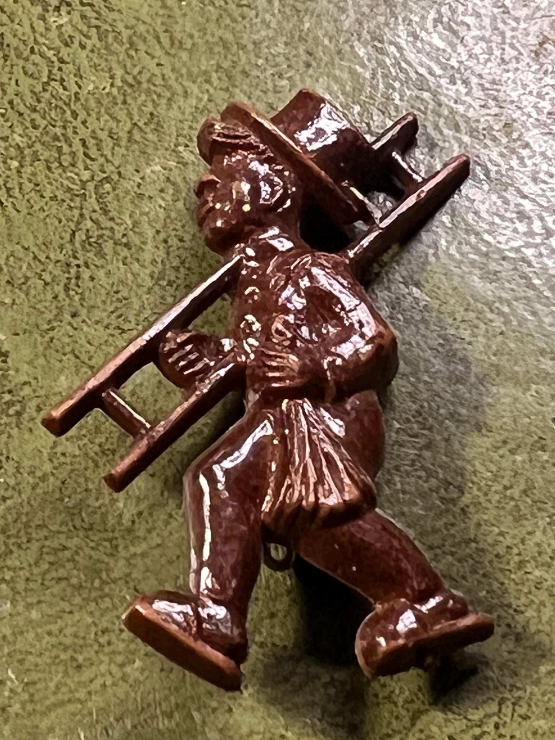 chimney sweep　ヨーロッパ　ヴィンテージ　木製フィギュア　置物 chimney sweep ヨーロッパ ヴィンテージ 木製フィギュア 置物 Adorable