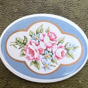 pretty pottery flower brooch