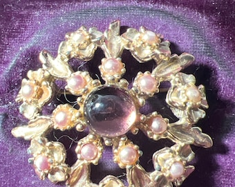 Amethyst Glas und Saatperle Brosche