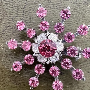 pretty pink glass brooch