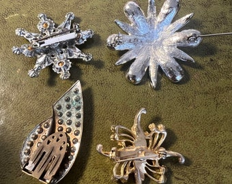 four vintage brooches for repair