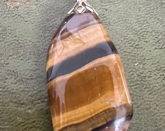 tigers eye pendant