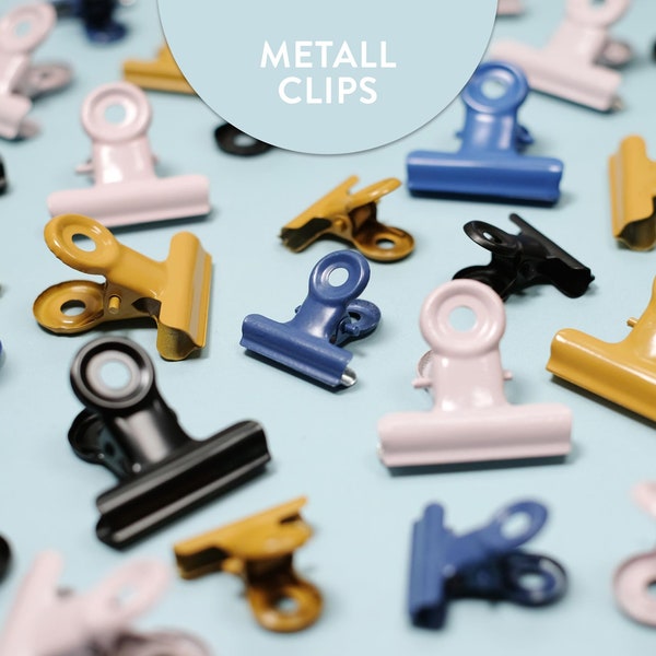 Metall-Clips in schwarz, blau, curry und altrosa / verschiedene Größen