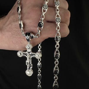 Men&#39;s Silver Chain Cross Necklace Set; Cross Pendant Necklace with Crucifix and Stones