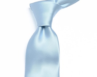 Taubenblaue Groomsmen Fliege, Krawatte und Einstecktuch für die Hochzeit im Set