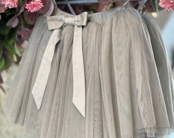 Brautjungfer Tutu Fossil Grün- Blumenmädchen für Hochzeit