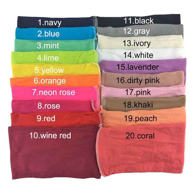 Puede incluir: Veinte muestras de tela en varios colores, etiquetadas con n&uacute;meros y nombres de colores. Los colores incluyen azul marino, azul, menta, lima, amarillo, naranja, rosa ne&oacute;n, rosa, rojo, rojo vino, negro, gris, marfil, blanco, lavanda, rosa sucio, rosa, caqui, melocot&oacute;n y coral.