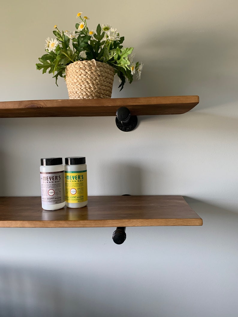 Plateau flottant rustique. Ferme Iron Pipe Shelf qui donne ...