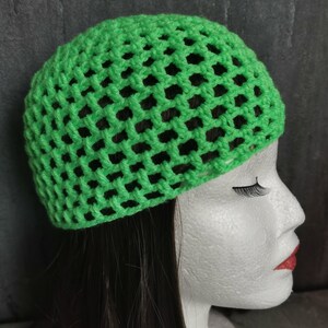 Cappello di transizione, moda anni '20, cappello all'uncinetto, cappello all'uncinetto boho, cappello con teschio, cappello con teschio, cappello a rete lavorato all'uncinetto a mano, ampia selezione di colori immagine 3