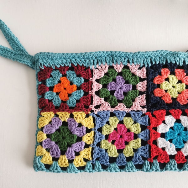 Sac cosmétique Granny Square, Omis Granny Square, fait main, petit sac au crochet, sac au crochet avec fermeture éclair et doublure intérieure