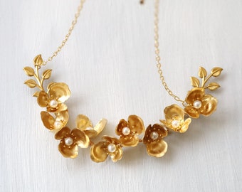 Brass Flower Necklace. gold flower necklace. wedding bridal flower necklace. three petals flowers wedding jewelry