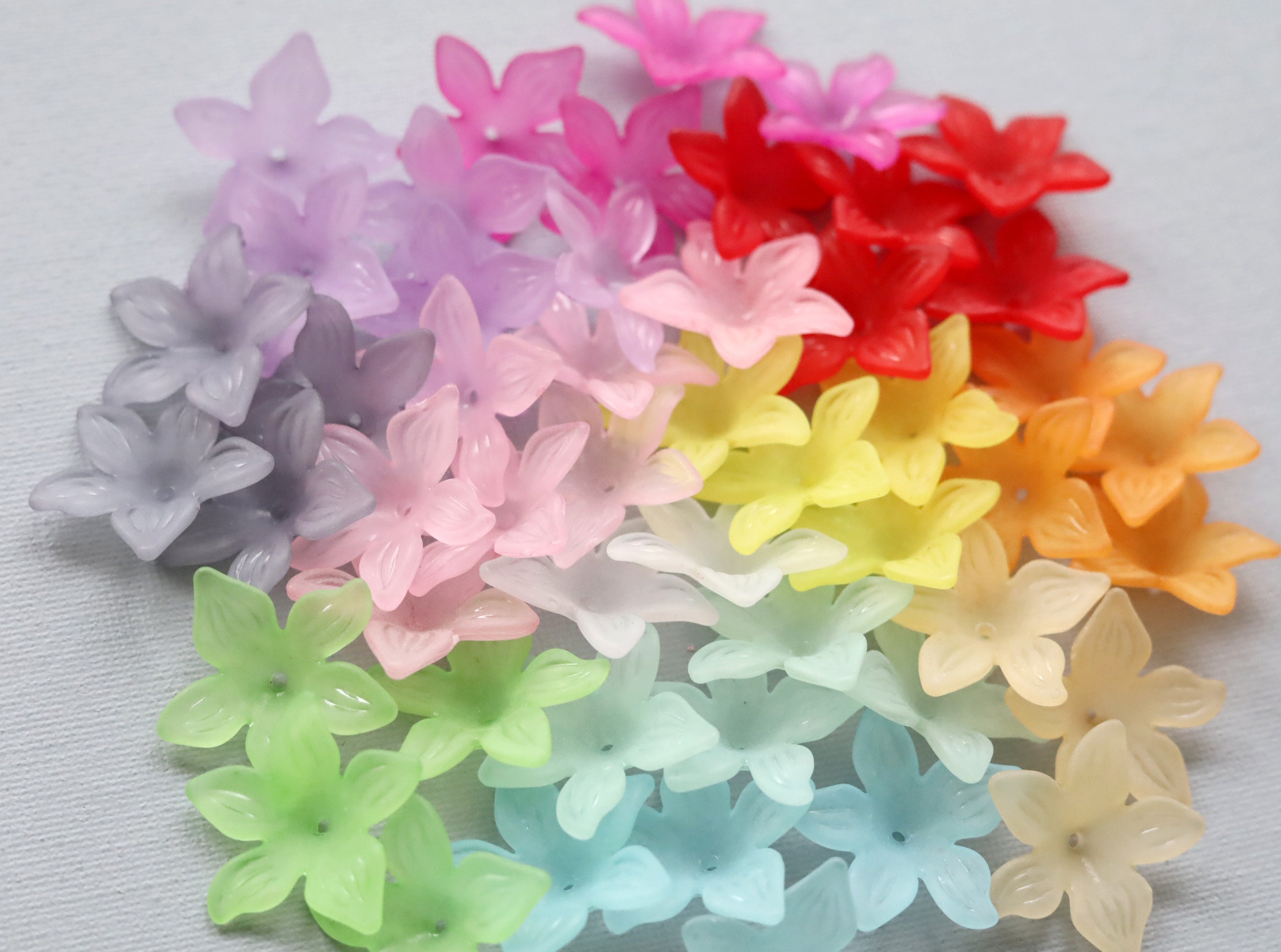 Acrylic Flower Beads, Assorted 50 Gr Pack, Approx 195 Beads